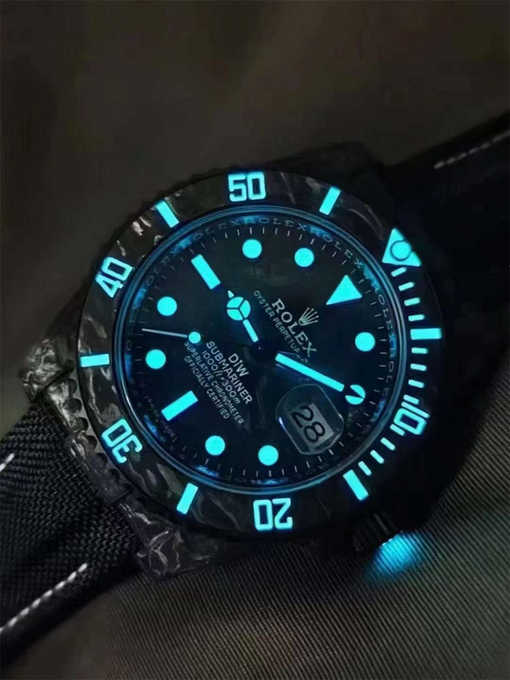 DiW Carbon Yellow Submariner – VSF 40mm Forged Carbon (VS3135)
