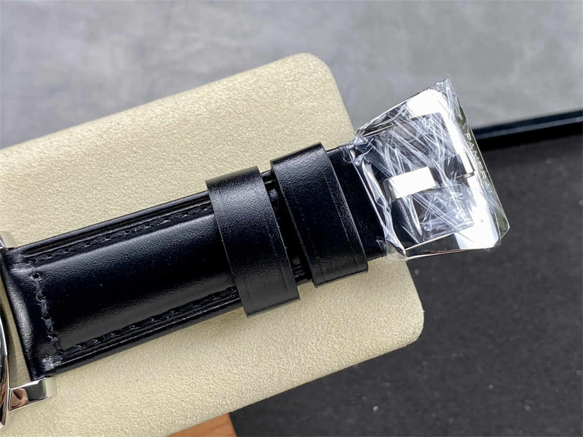 HW Factory PAM631 – 44mm Luminor Marina Manual-Wind Replica