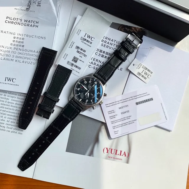 IWC IW377701 Pilot Chronograph – Classic 43mm Black Dial Automatic Aviation Watch
