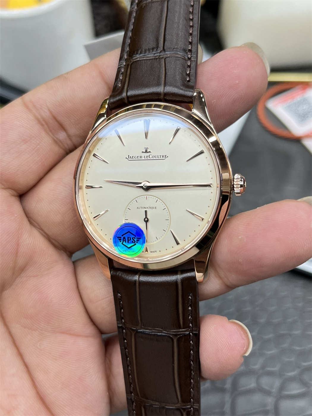 Jaeger LeCoultre Master Ultra Thin Replica 1212510 – APS Factory 39mm Rose Gold