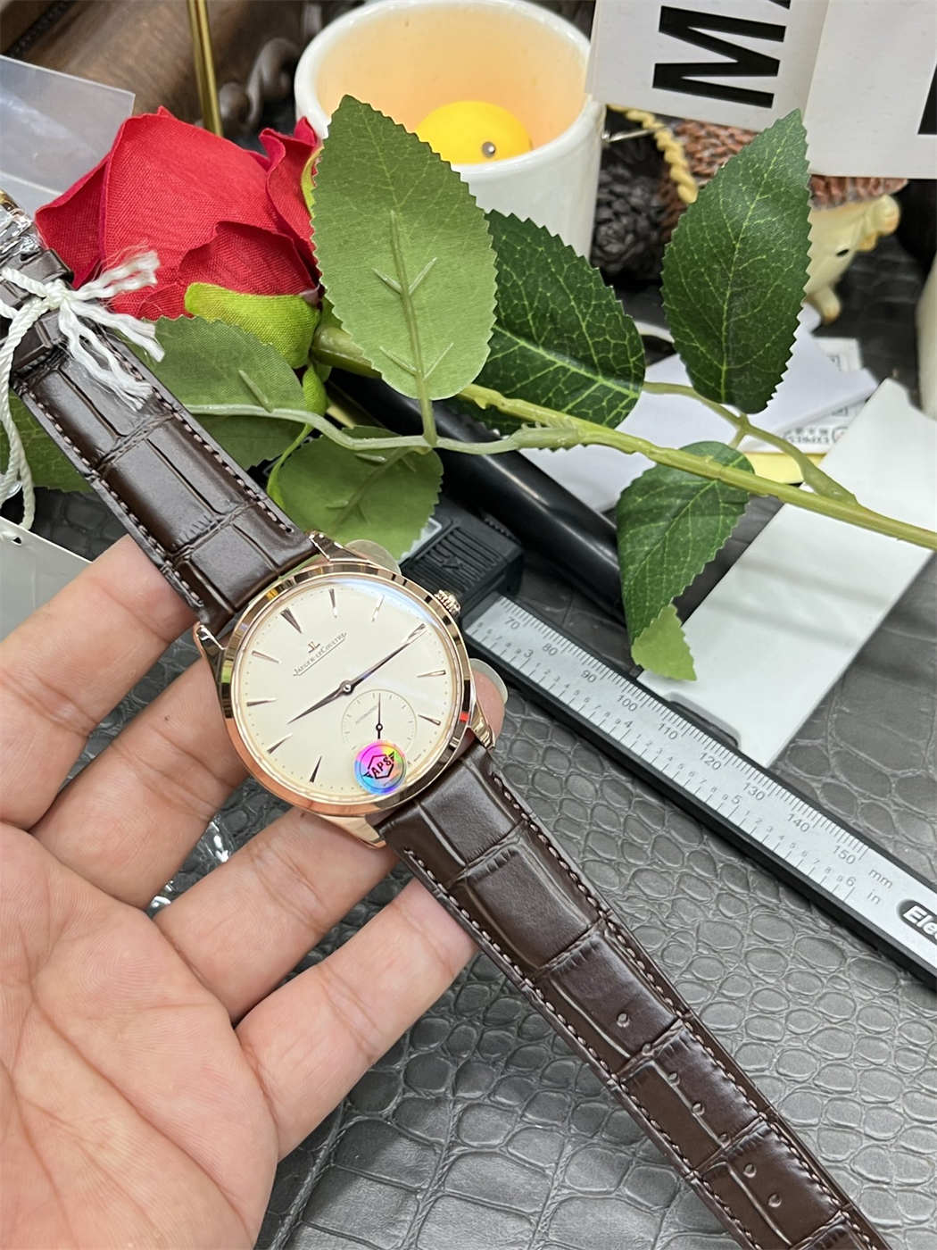 Jaeger LeCoultre Master Ultra Thin Replica 1212510 – APS Factory 39mm Rose Gold