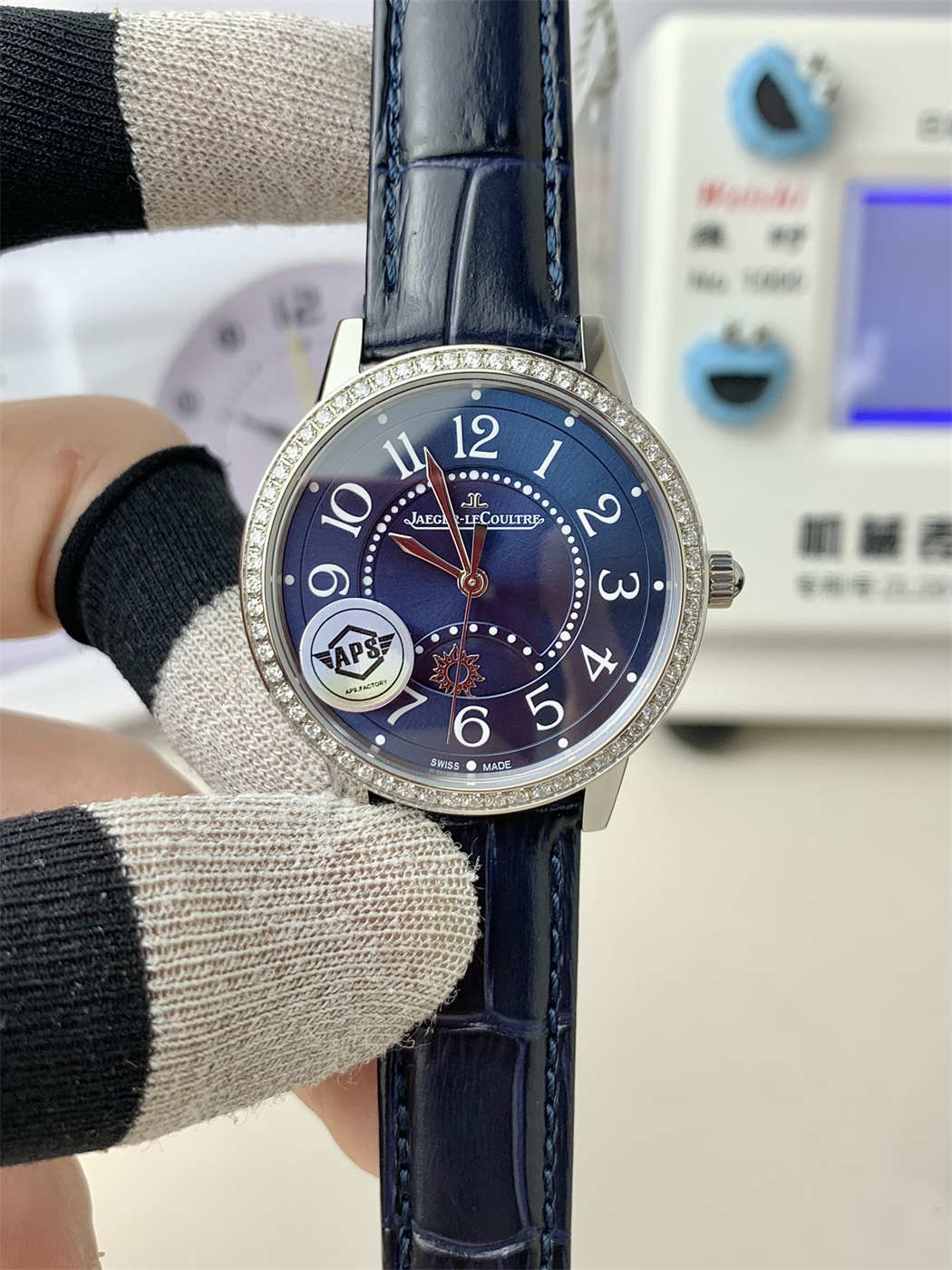 JLC Rendez Vous Replica 3468480 – APS Factory Diamond Bezel Blue Dial 29mm
