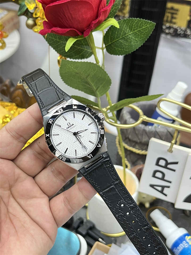 Omega Constellation Replica 41mm White Dial – Premium Ceramic Bezel & 8900 Automatic Movement