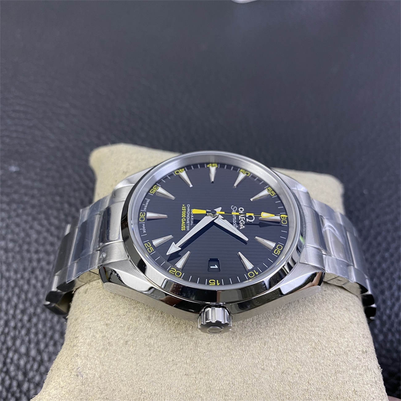 Omega Seamaster Replica – VSF Aqua Terra 150 “Bumblebee” Premium Edition
