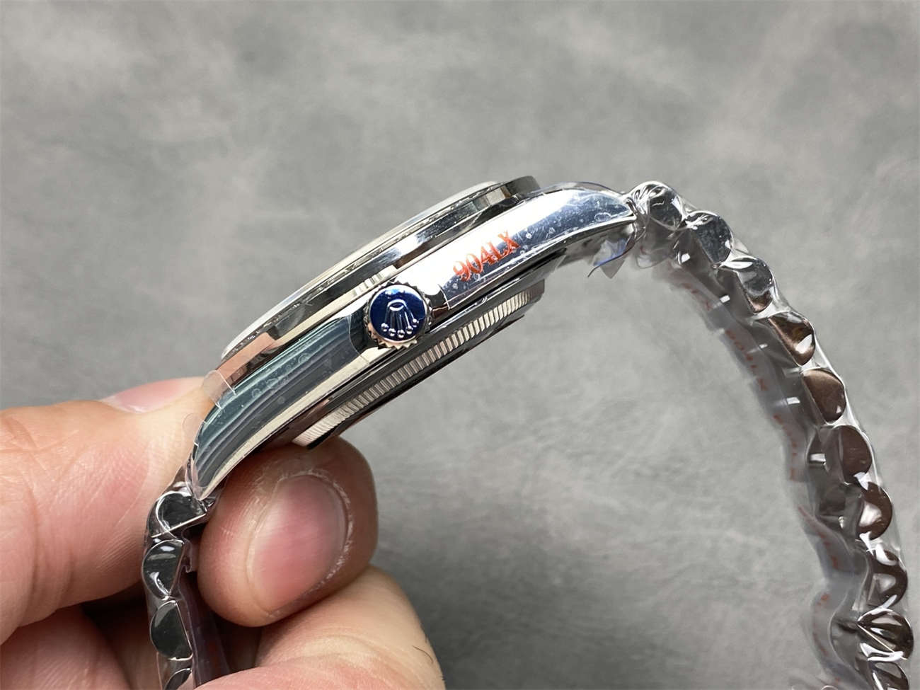 QF Factory Rolex Day-Date 40mm Replica – Full-Weight Diamond Bezel, 3255 Clone