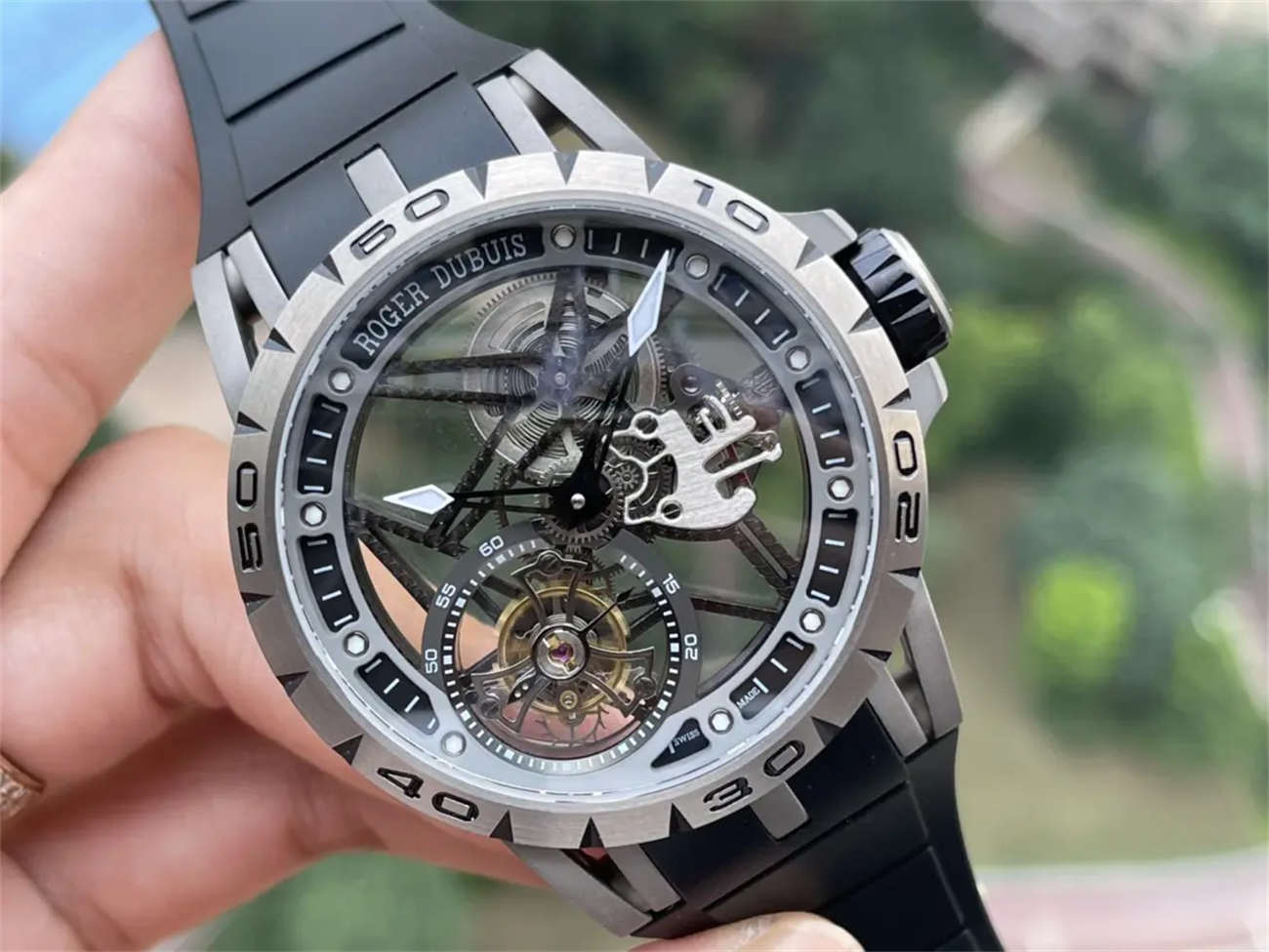BBR Factory Roger Dubuis Replica Watch – Excalibur Skeleton Tourbillon V4 (Titanium)