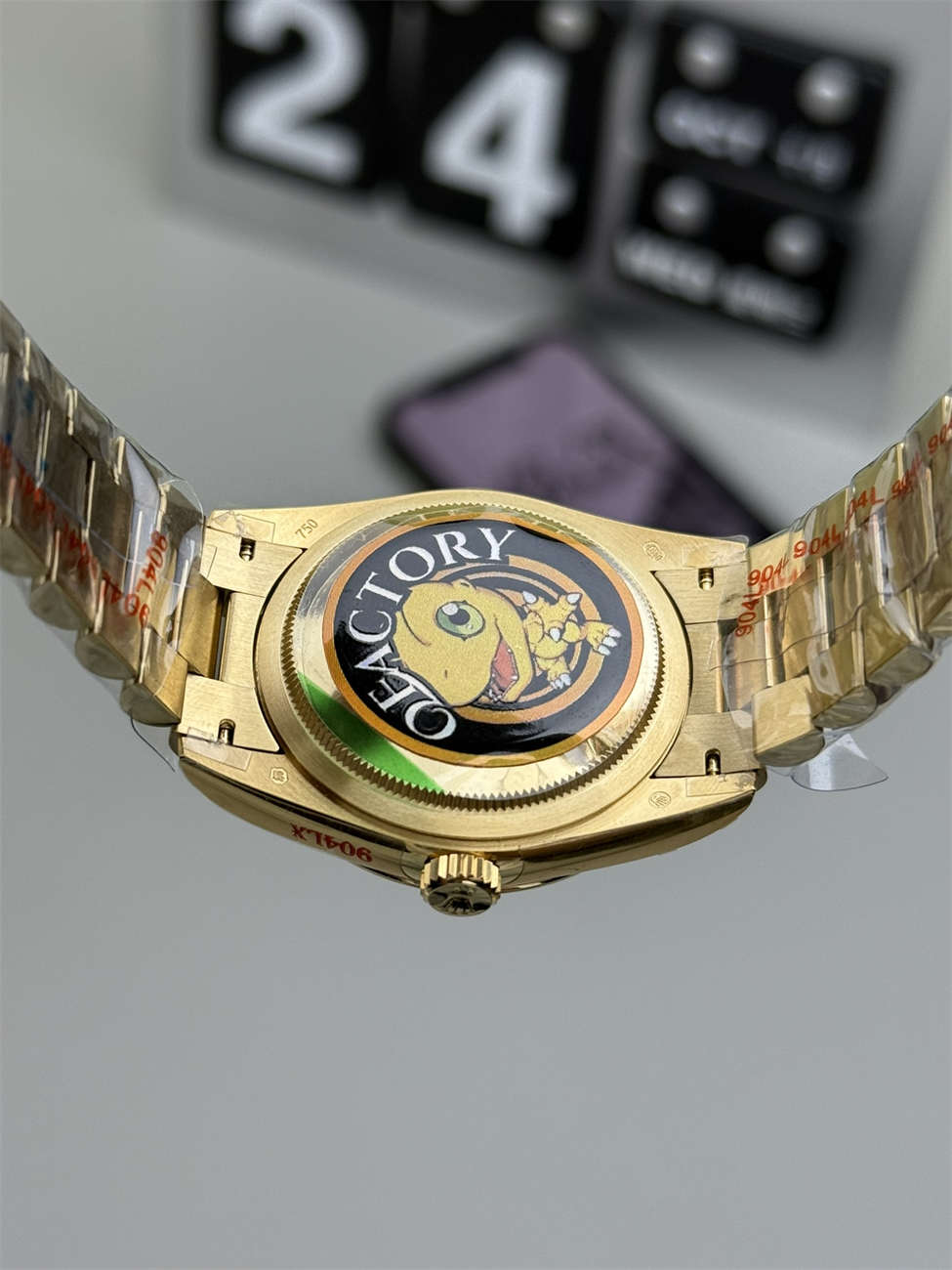 Rolex Day-Date 36 Green Roman Replica (QF Factory) – 158g Tungsten Gold