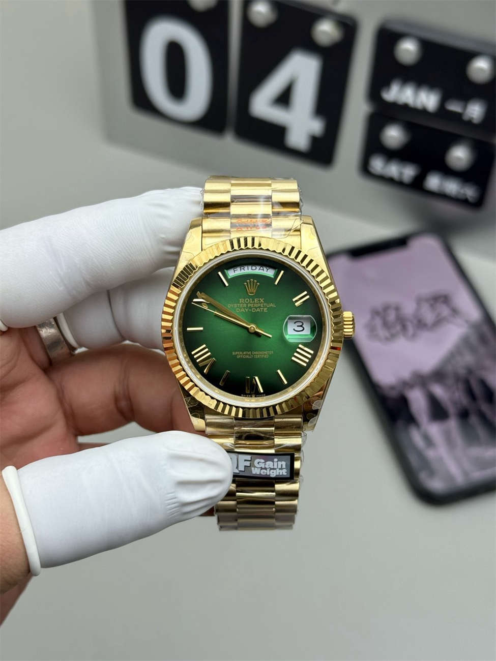 Rolex Day-Date 40 Green Replica (QF Factory) – 195g Heavy Tungsten Gold