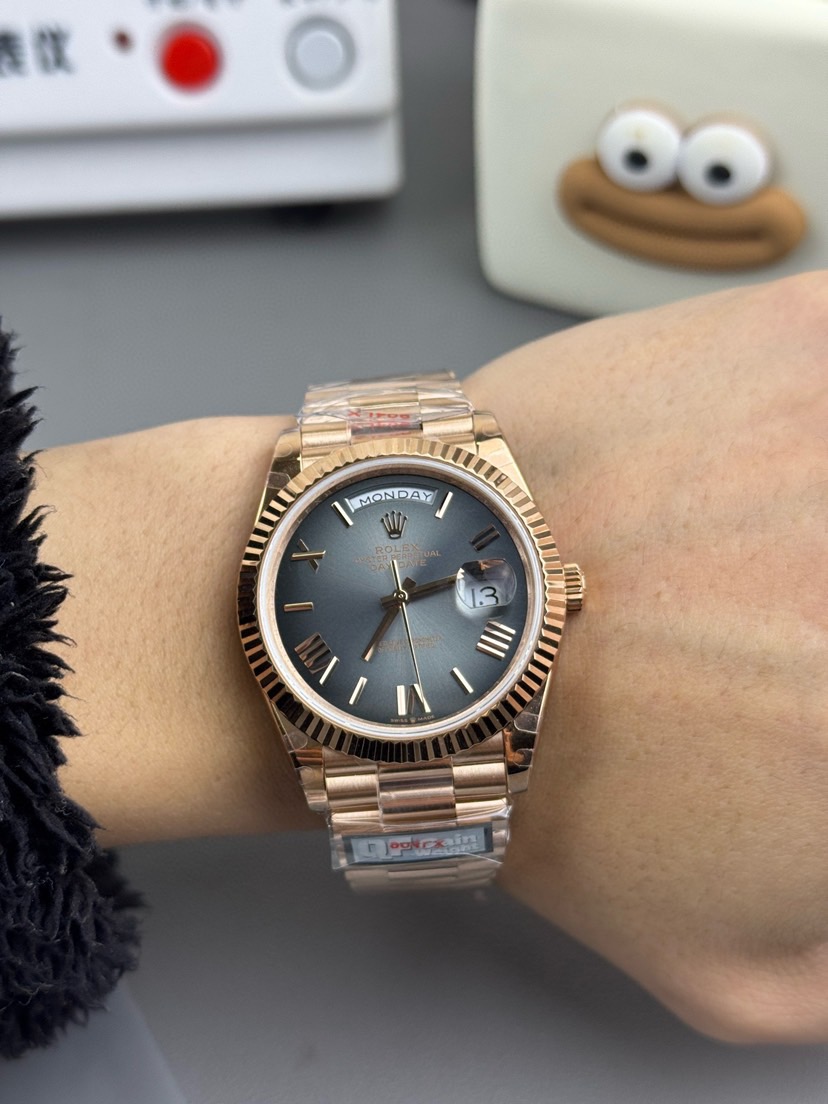 QF Factory Rolex Day to Date 40 – 40 mm Everose Gold Men’s Watch