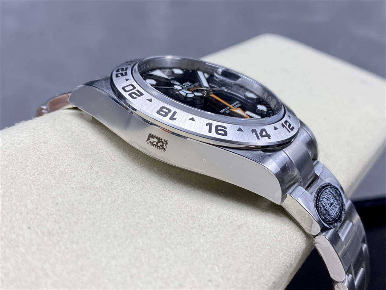 Clean Factory Rolex Explorer 2 16570 Homage – 40mm Stainless Steel GMT Replica Watch