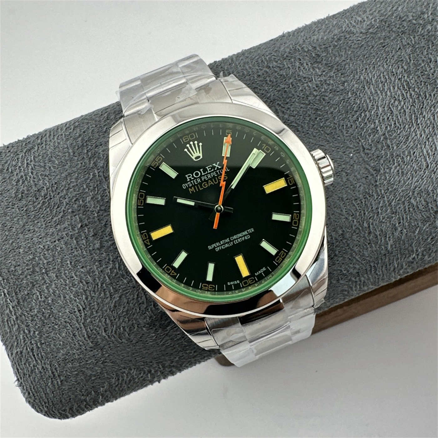 Rolex Milgauss 116400GV “Green Glass” – 904L Steel [Real Green Sapphire]