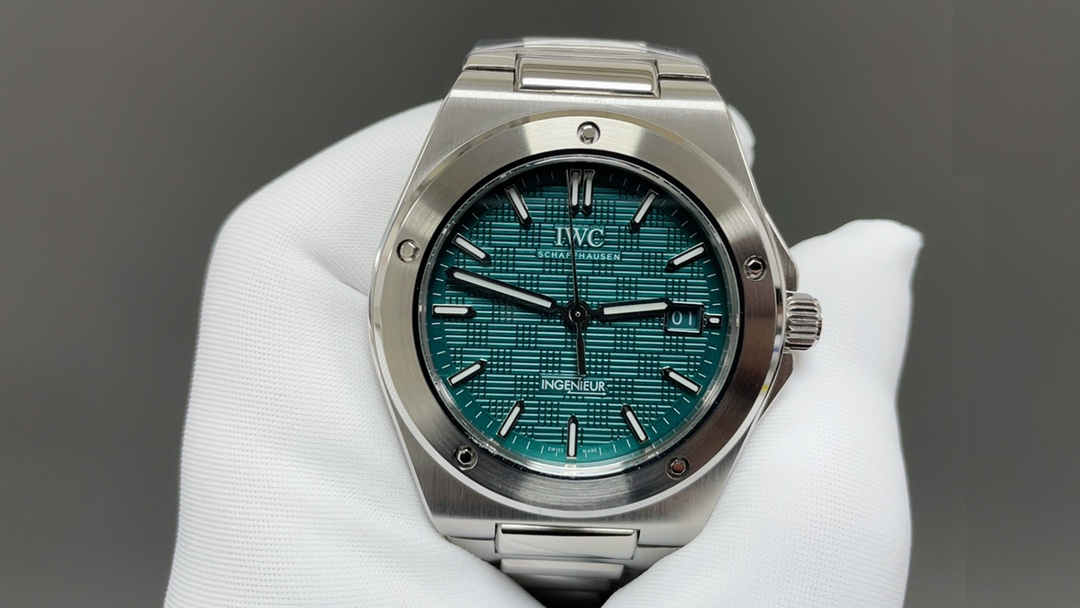 V7 IWC Ingenieur Clone – Premium 40mm Aqua Dial Replica with Full Steel Construction