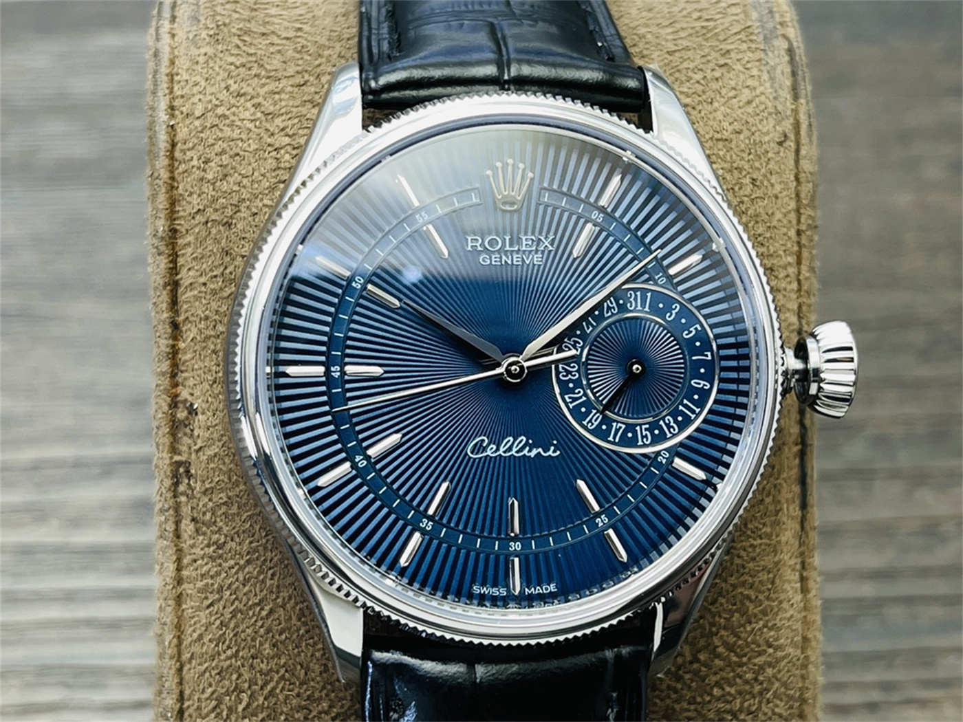 VR Factory Rolex Cellini Blue Dial Replica – M50519-0015 White Gold 39mm