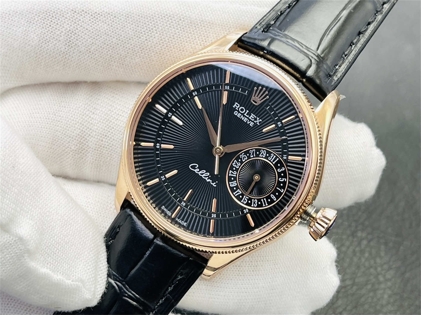 VR Factory Rolex Cellini Date Rose Gold Replica – M50515-0010 39mm