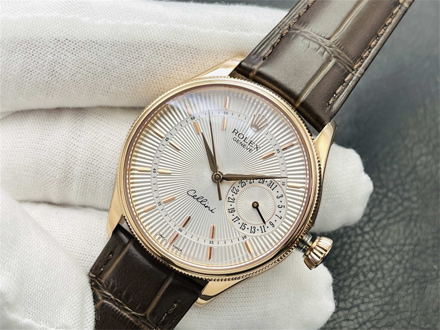 VR Factory Rolex Cellini Replica – M50515-0009 Rose Gold White Dial 39mm