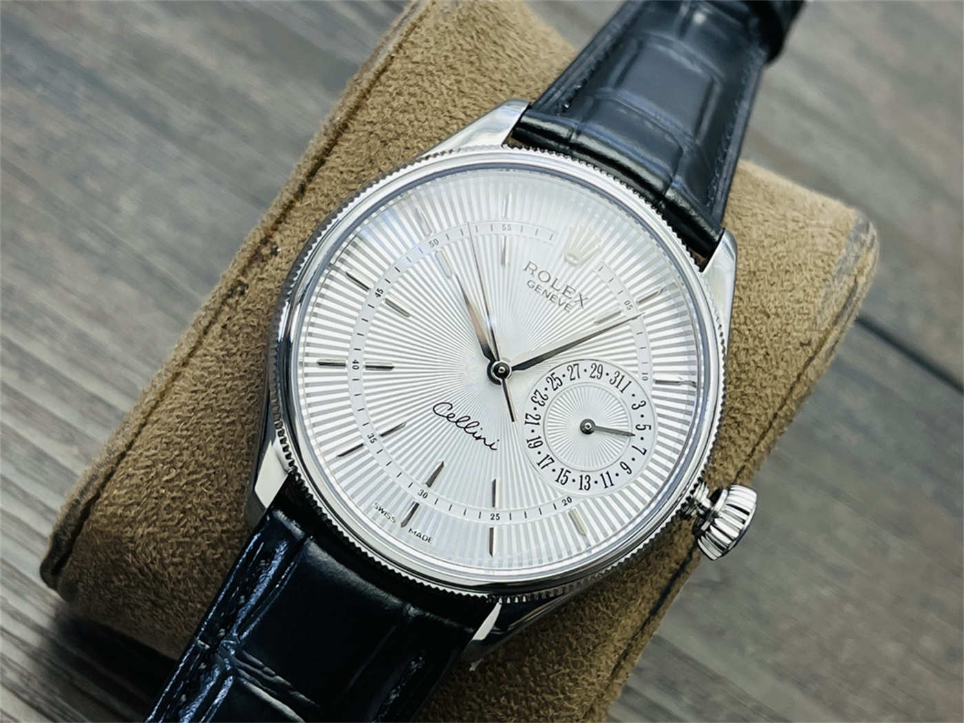 VR Factory Rolex Cellini White Dial Replica – Ref. 50519 Classic 39mm