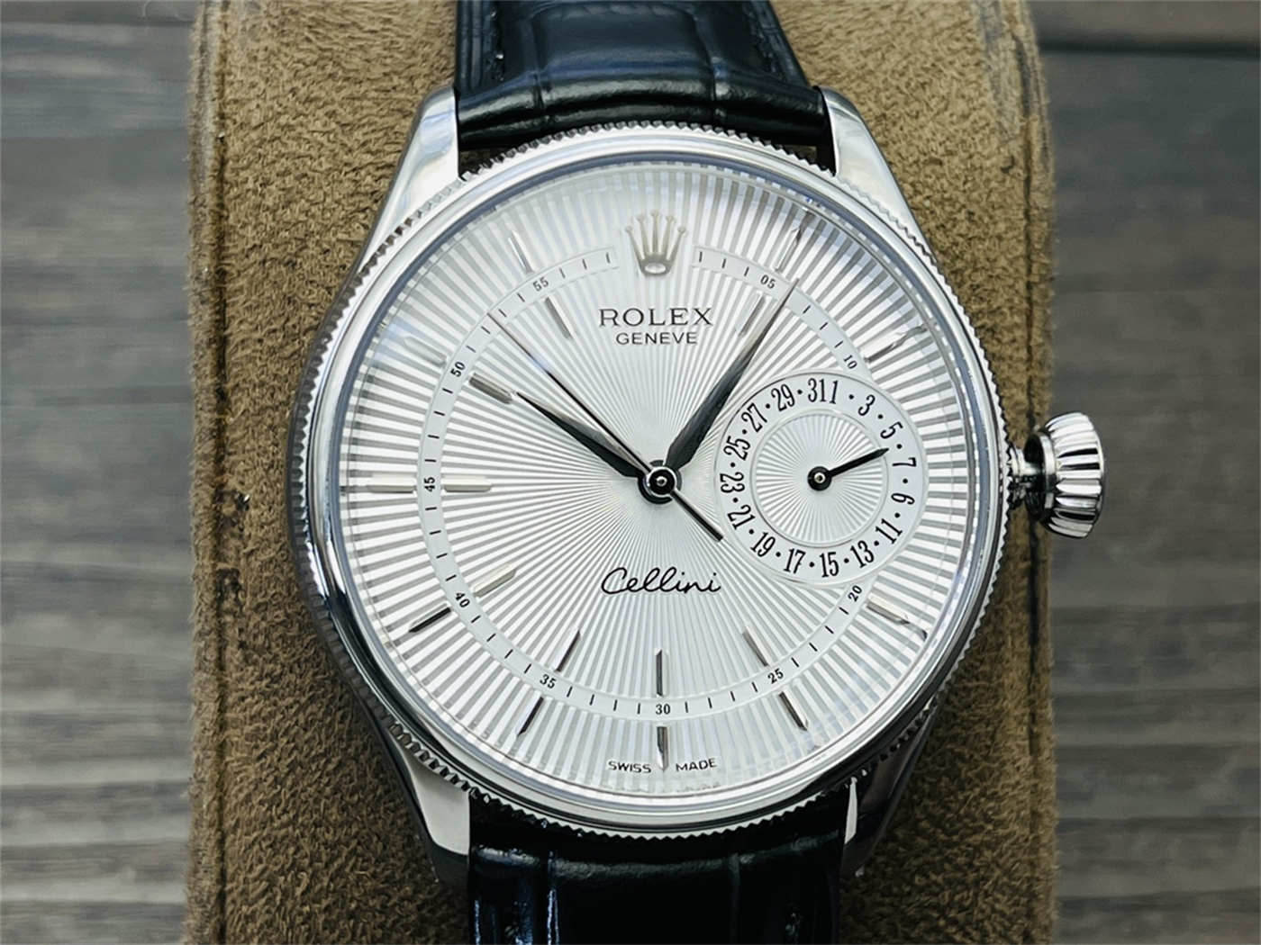 VR Factory Rolex Cellini White Dial Replica – Ref. 50519 Classic 39mm