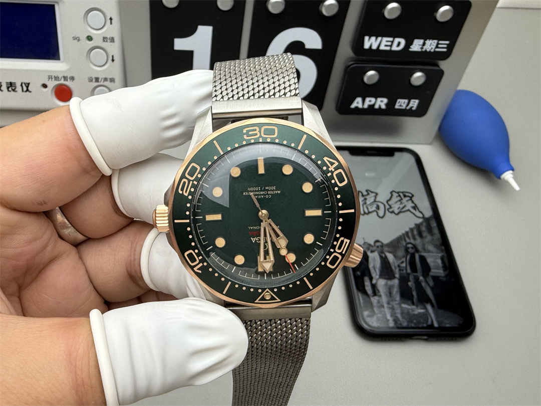 VS Factory Omega Seamaster Green Titanium – Full Titanium Case, Green Dial, 42mm Diver Watch