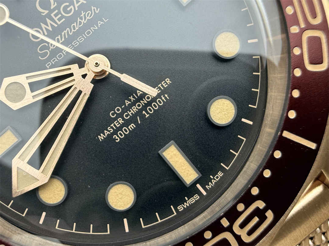 VS Factory Omega Seamaster 007 Burgundy – Premium VSF Diver Watch Replica 42mm