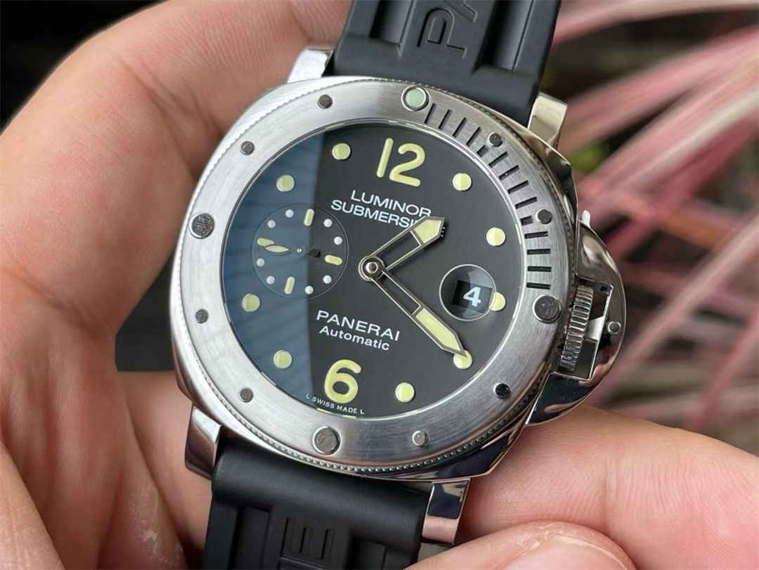 VS Factory PAM01024 – 44mm Submersible Replica with Sapphire Crystal & Automatic Movement