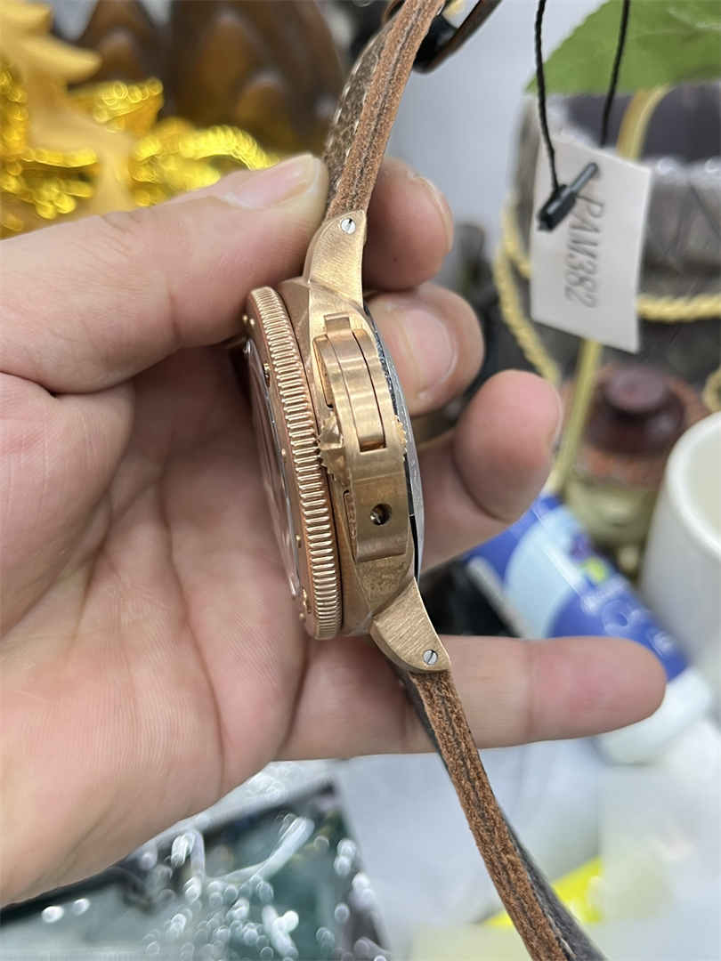 VS Factory PAM382 – 47mm Bronzo Replica | Panerai Luminor Submersible Automatic Watch