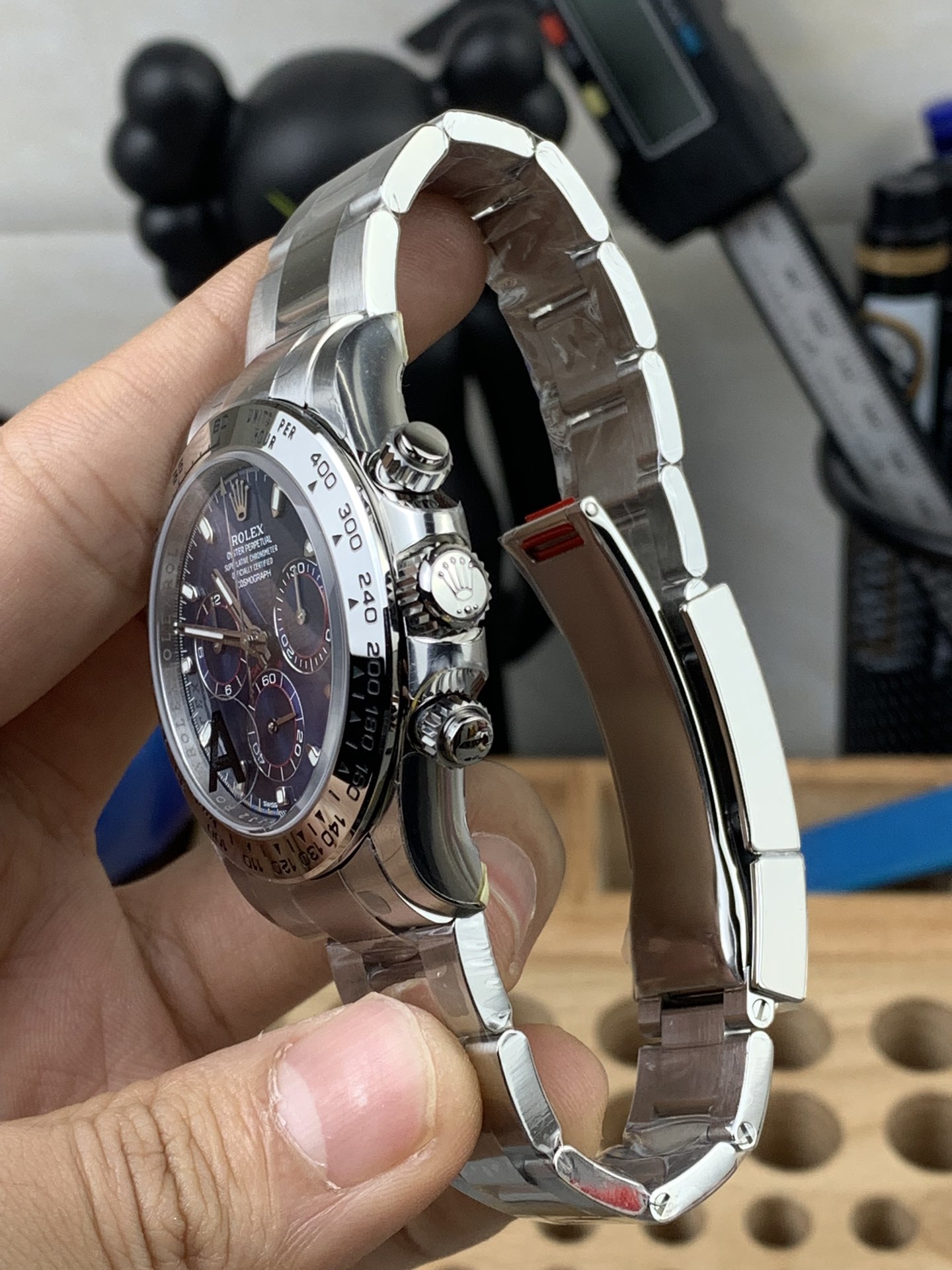 VS Factory White Gold Daytona Heavy Weight Replica 40mm – Blue Dial, 4130 Clone, 184g