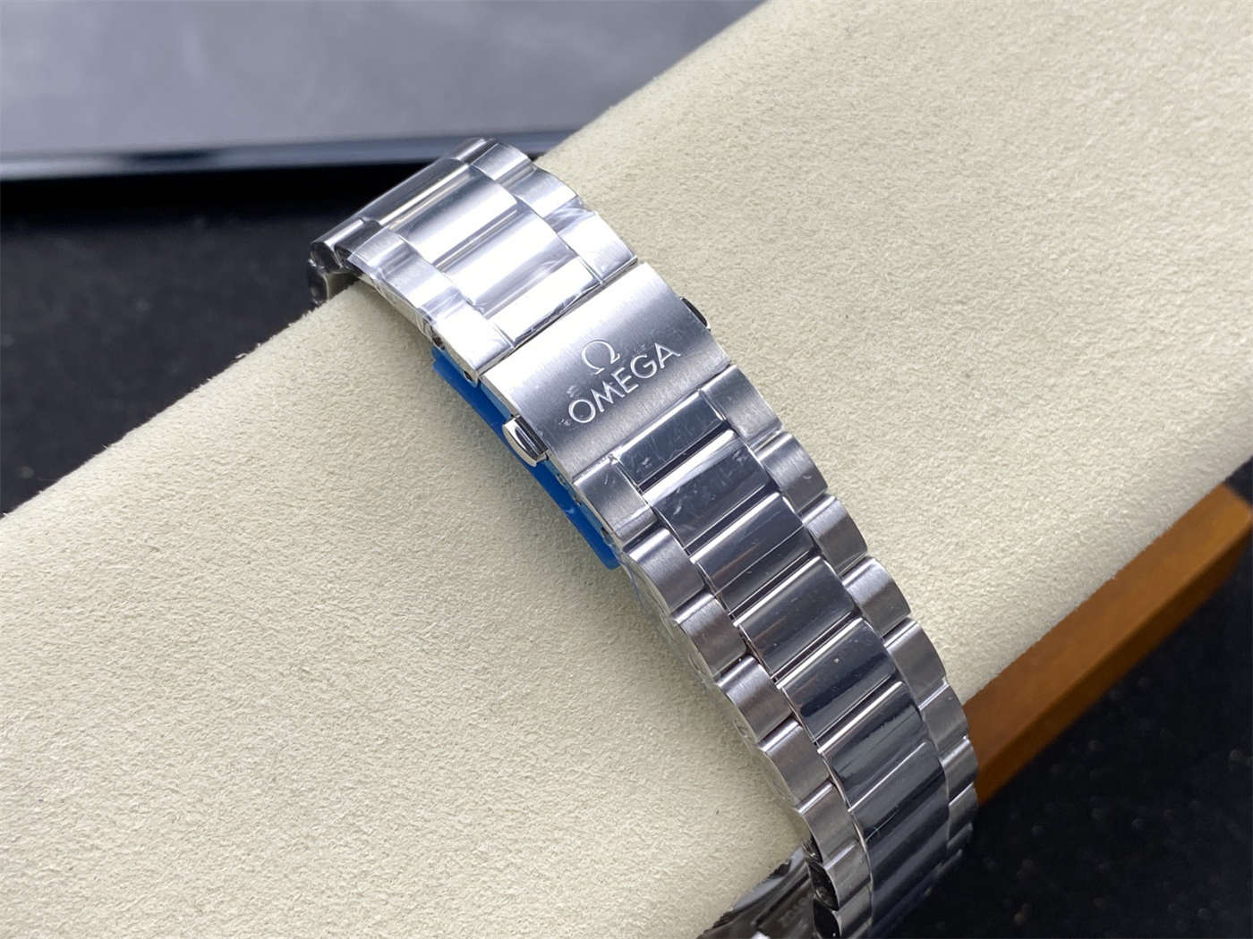 VSF Aqua Terra 150M 38mm “Shades” – Atlantic Blue Dial (VS8800 Super Clone)