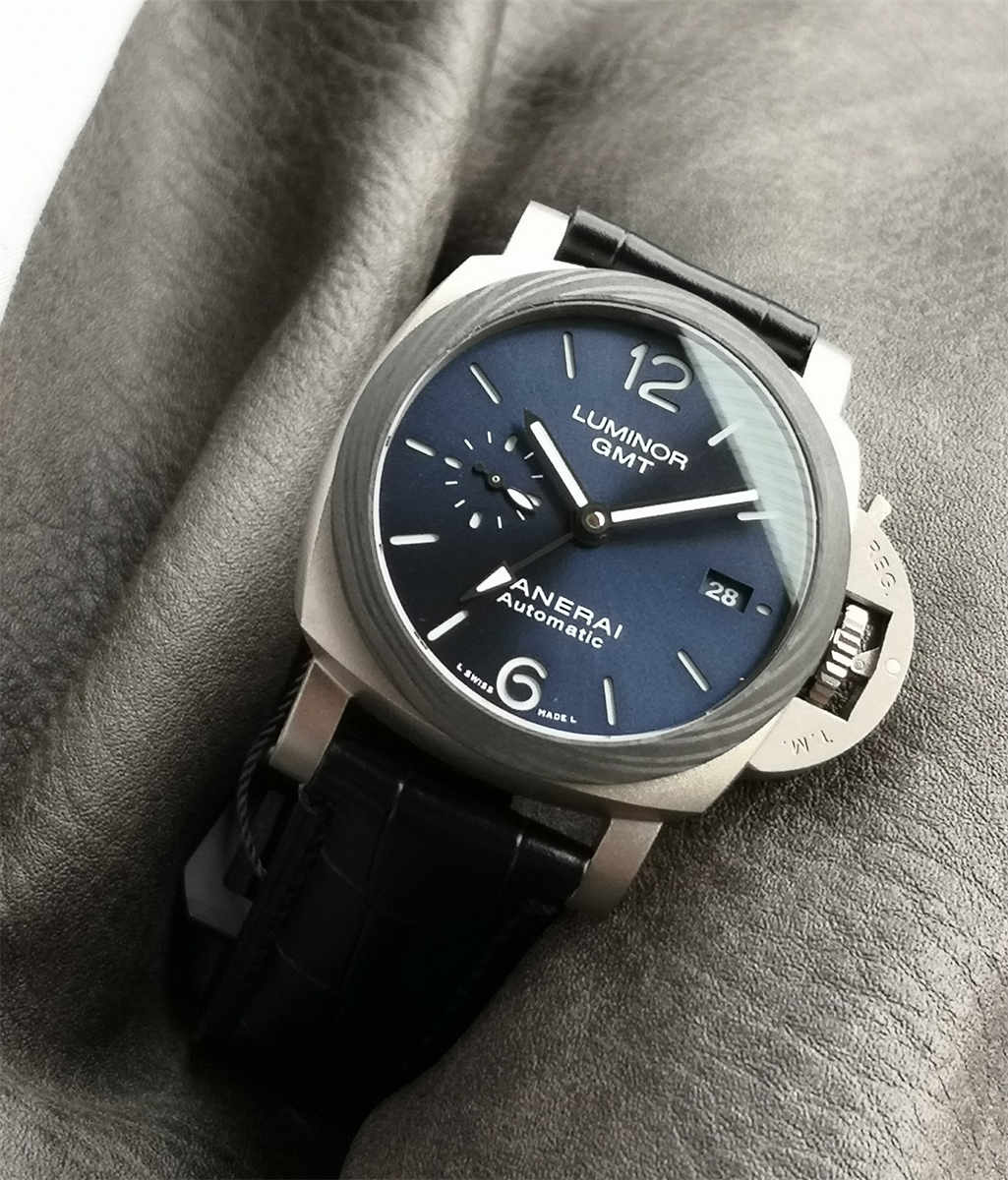 VSF Panerai PAM01279 – 42mm Titanium Luminor GMT Blue Sunburst Dial Replica