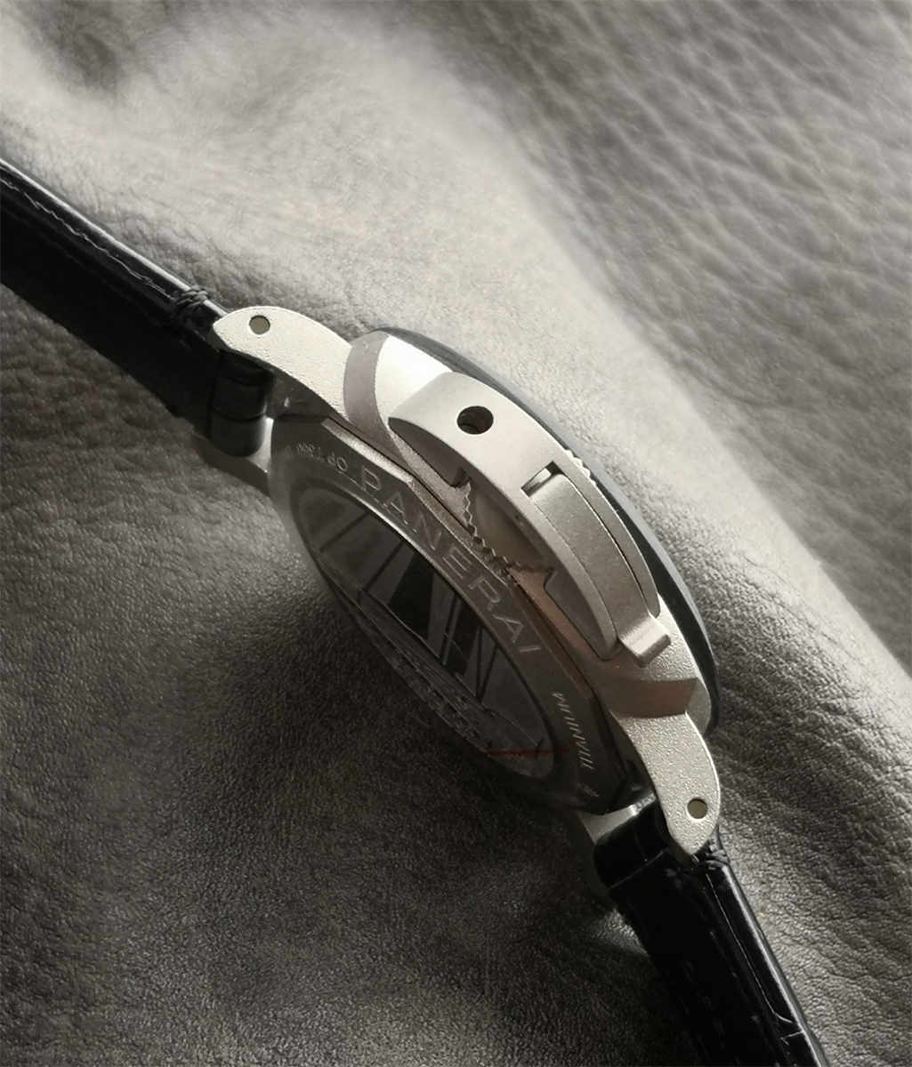 VSF Panerai PAM1096 – Titanium Luminor GMT 42mm Replica with 48-Hour Power Reserve