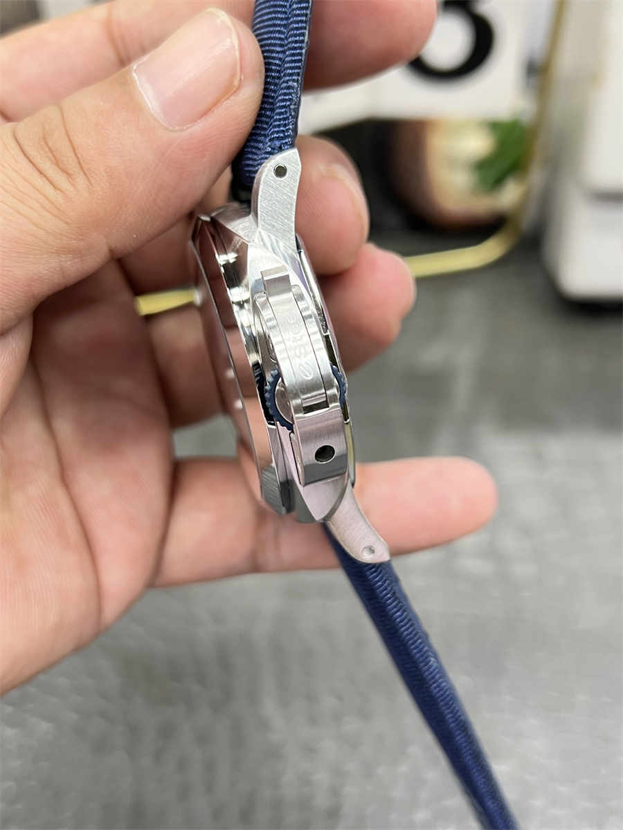 VSF Panerai PAM1157 – 44mm Luminor Marina Blue Dial Replica with P.9010 Clone Movement