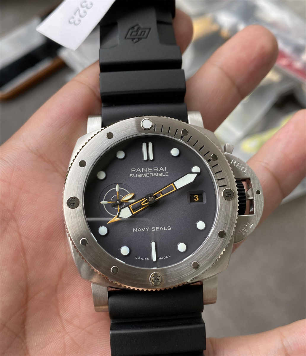 VSF Panerai PAM1323 – 44mm Submersible Replica with P.9000 Automatic Movement