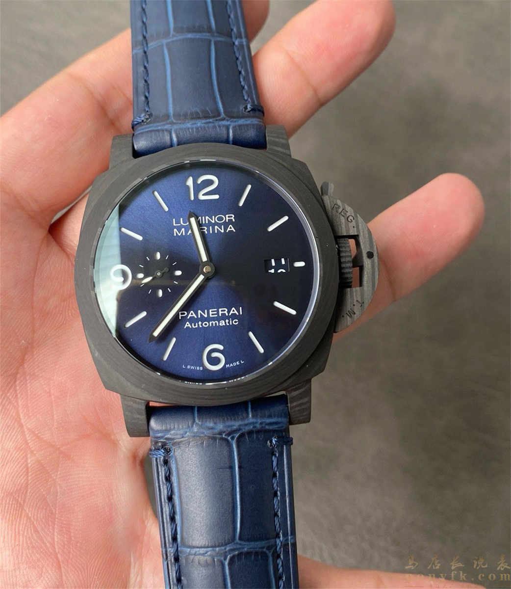 VSF Panerai PAM1664 – Luminor Marina Blu Notte Carbotech Replica Watch with P.900 Movement