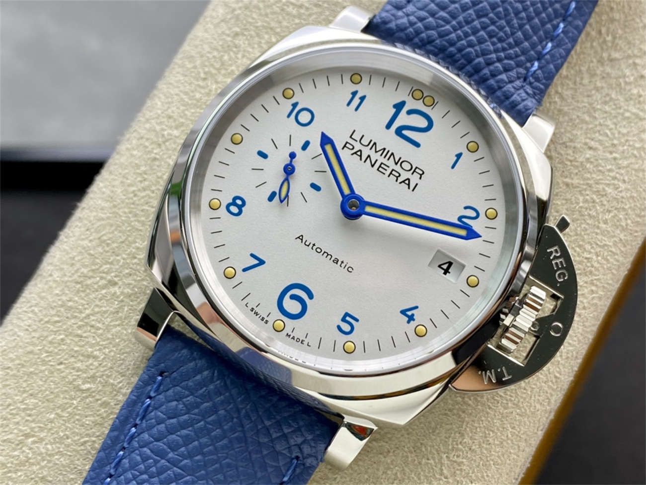 VSF Panerai PAM906 Replica – Luminor Due 42mm Ivory Dial
