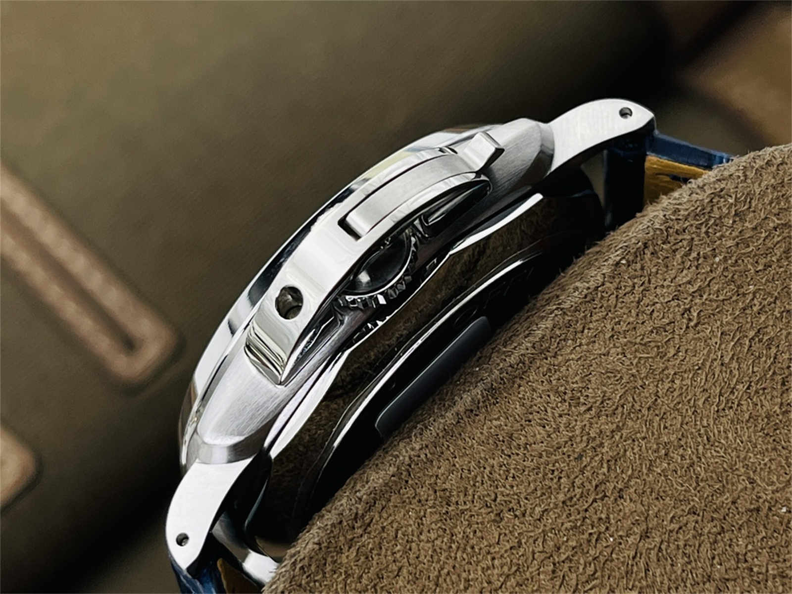 VSF Panerai PAM927 – Titanium Luminor Due 42mm Replica with P.900 Movement