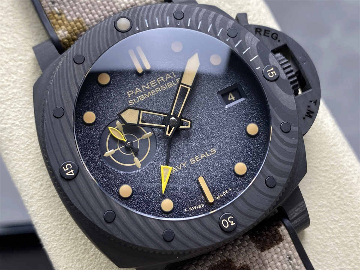 VSF Watches Panerai PAM1513 Submersible Navy SEALs 44mm Carbotech – Military Desert Edition Replica