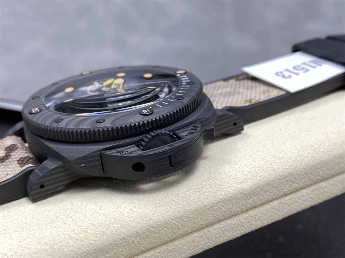 VSF Watches Panerai PAM1513 Submersible Navy SEALs 44mm Carbotech – Military Desert Edition Replica