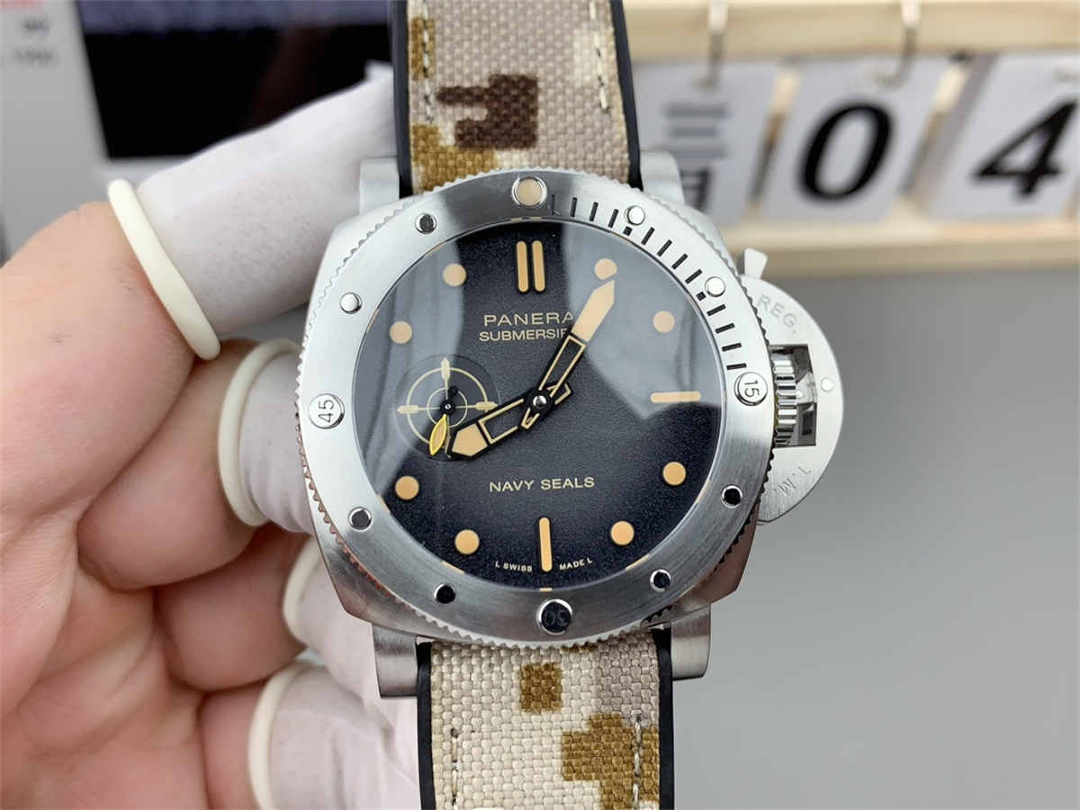 VSF Watches Panerai PAM1518 – 44mm Navy SEALs Style Submersible Super Clone