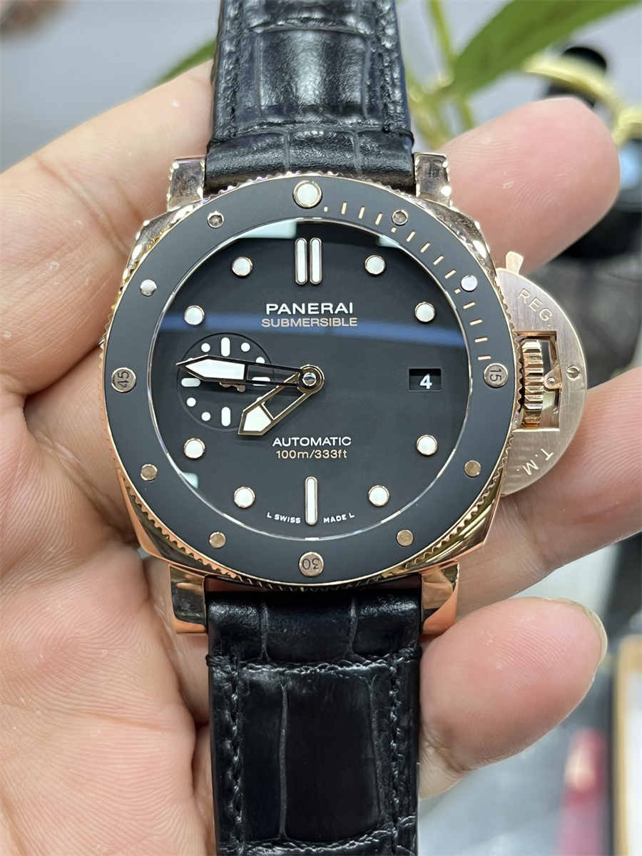 VSF Watches Panerai PAM974 – 42mm GoldTech Luminor Super Clone with P.900 Automatic Movement