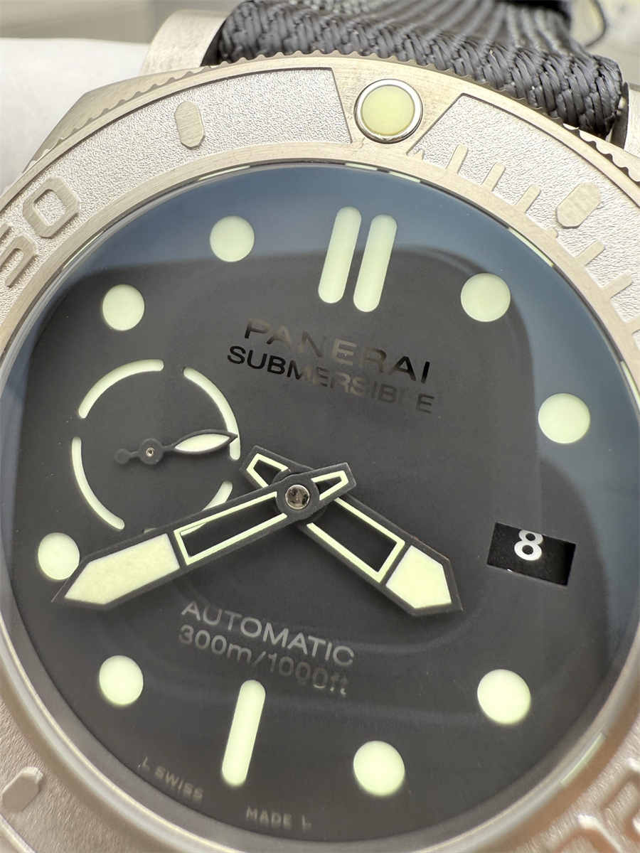 VSF Watches Panerai PAM984 – 47mm Titanium Submersible Super Clone