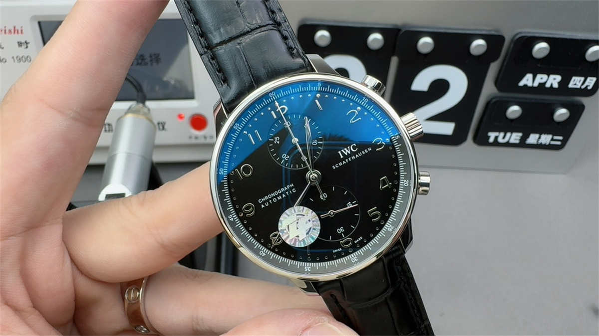 ZF Factory IWC Portuguese Chronograph – 1:1 Luxury Automatic Chronograph Replica